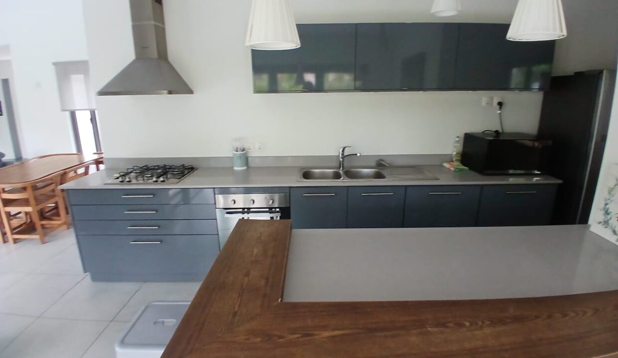 Villa for Sale in Domaine St Louis Pailles 13