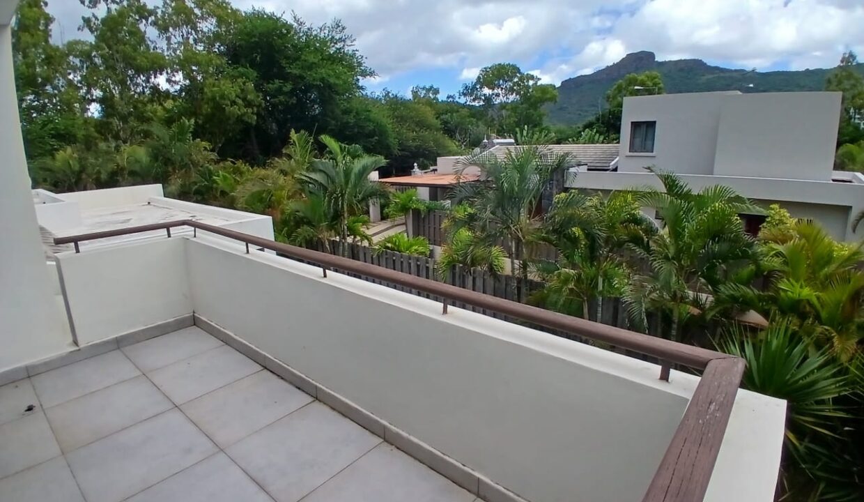 Villa for Sale in Domaine St Louis Pailles 3