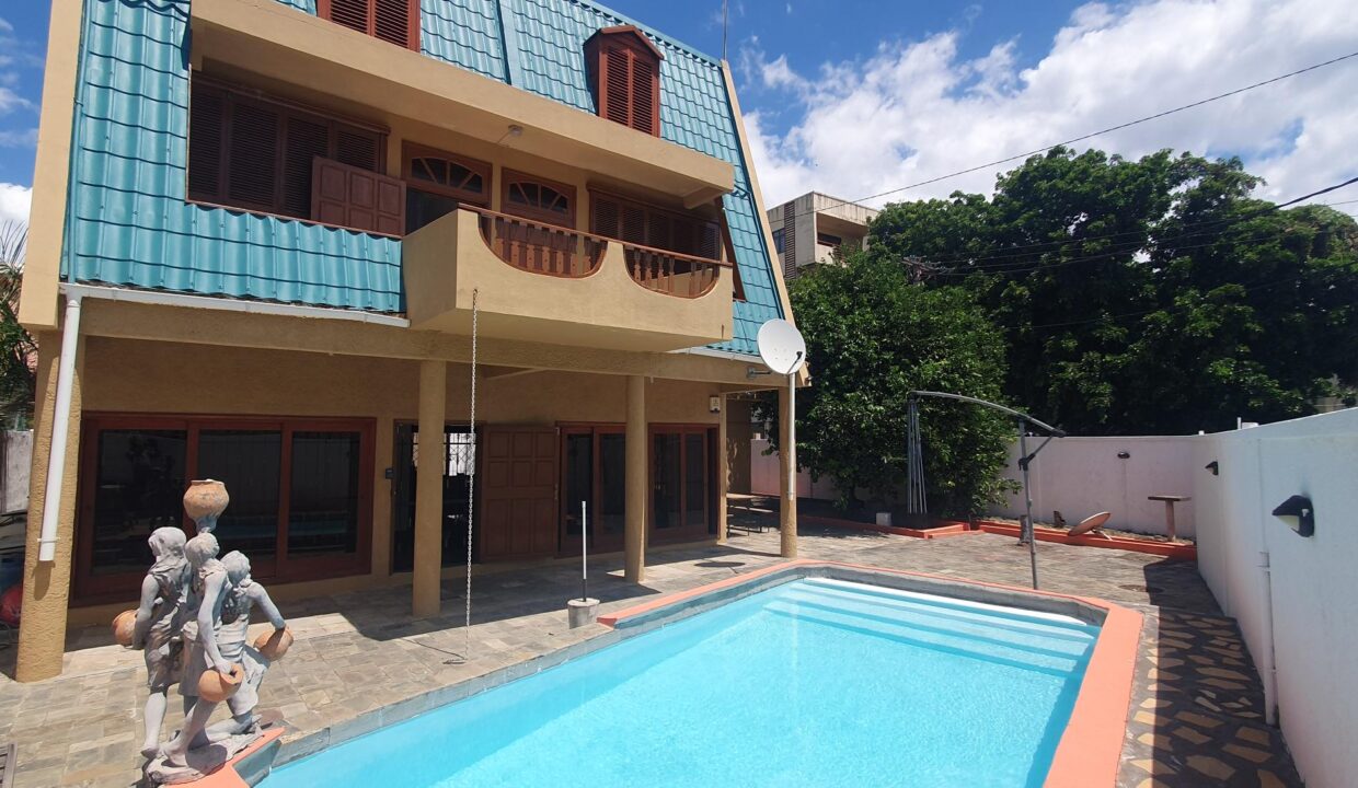 Villa for sale in Flic en Flac2