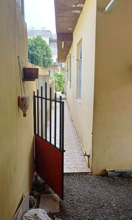 Affordable 5-Bedroom House for Sale in Rose Hill – Excellent Investment Opportunity (3)