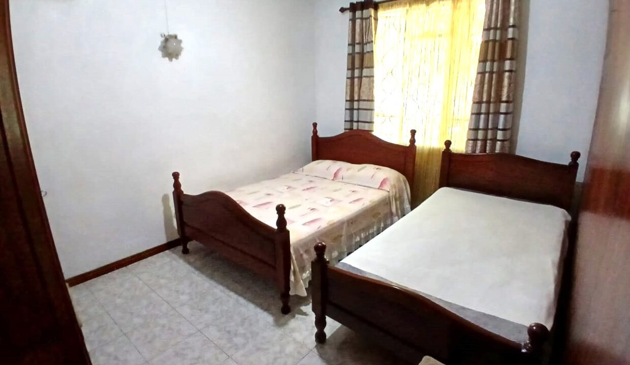 Beachfront House for Rent – Albion, Mauritius (15)
