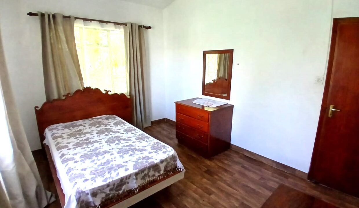 Beachfront House for Rent – Albion, Mauritius (7)