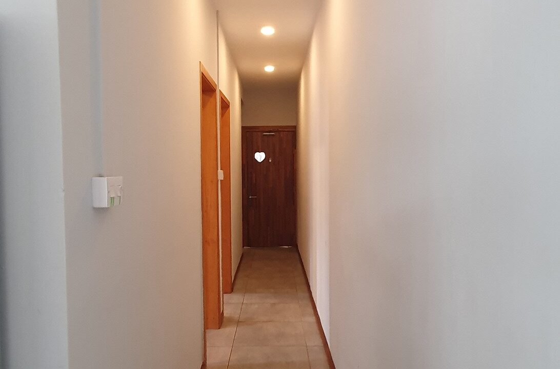 Brand-New 2-Bedroom Apartment with Private Garden for Rent – Les Veloutiers Residence, Albion(10)