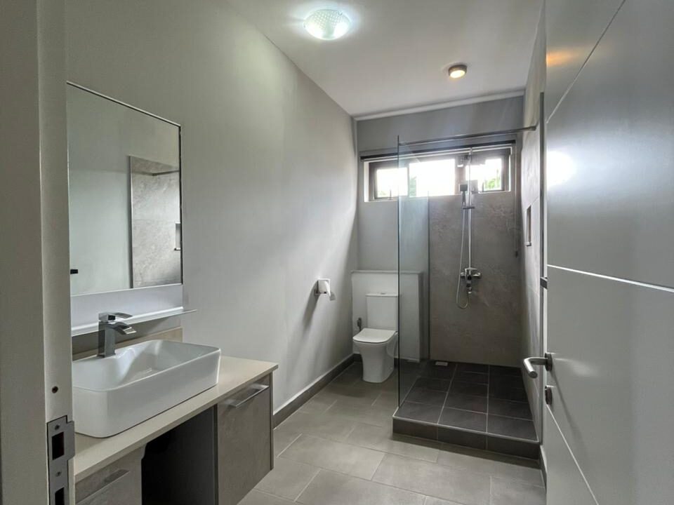 Charming 3-Bedroom Apartment with a Home Office Space for rent in Beau Bassin (6)