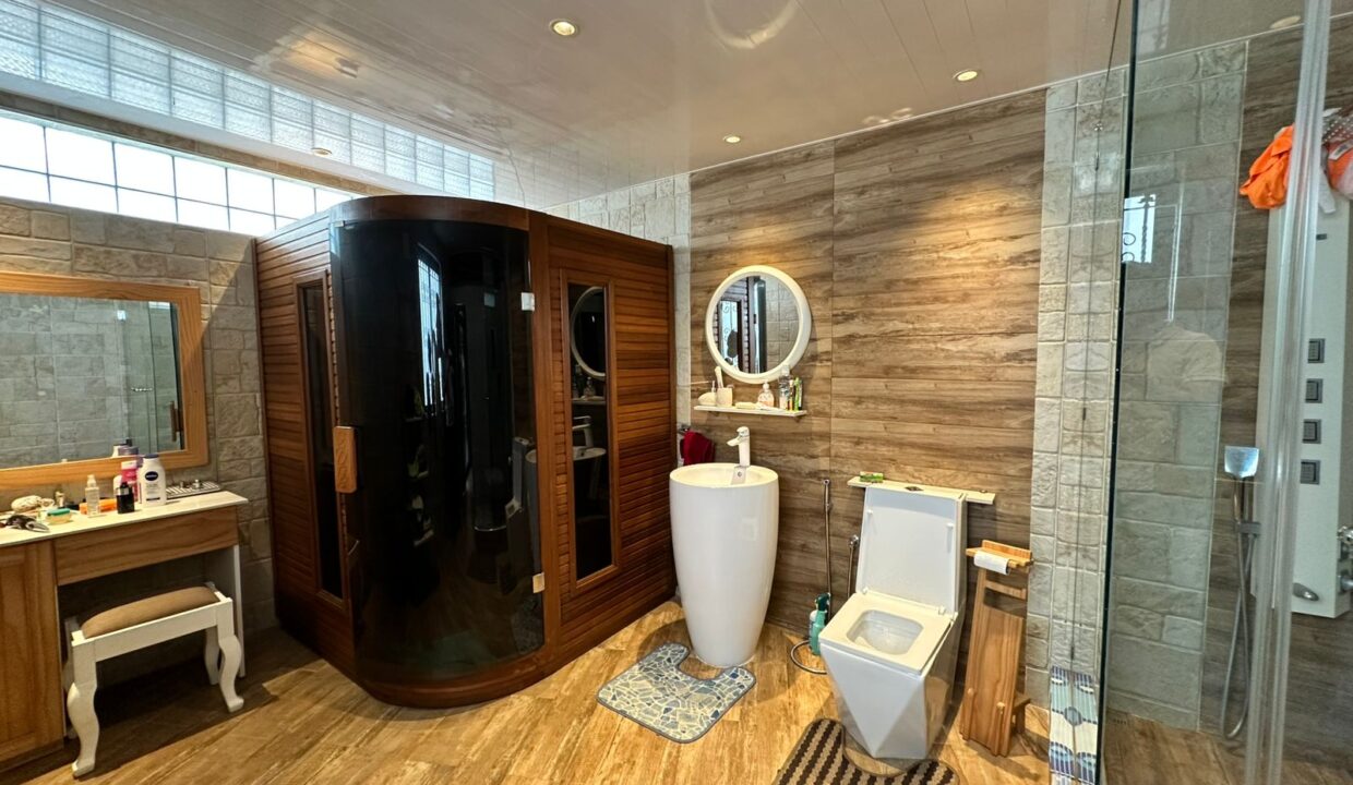 House for Rent in Flic‑en‑Flac (11)