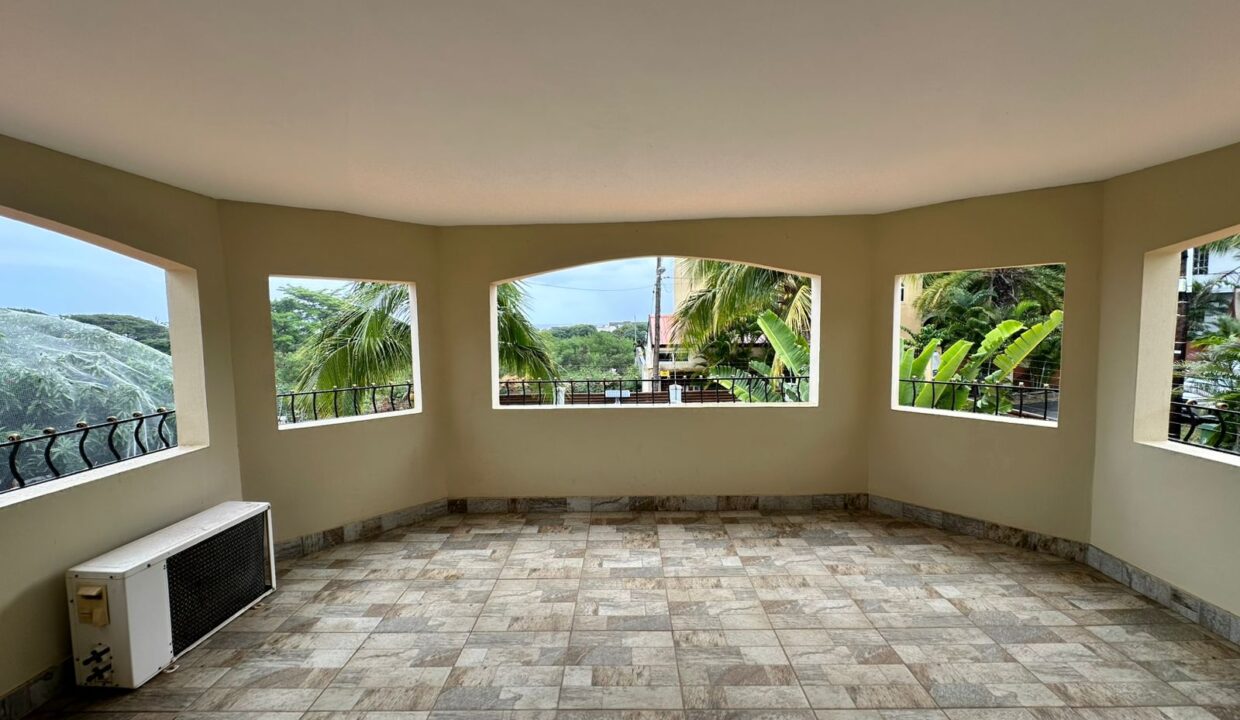 House for Rent in Flic‑en‑Flac (20)