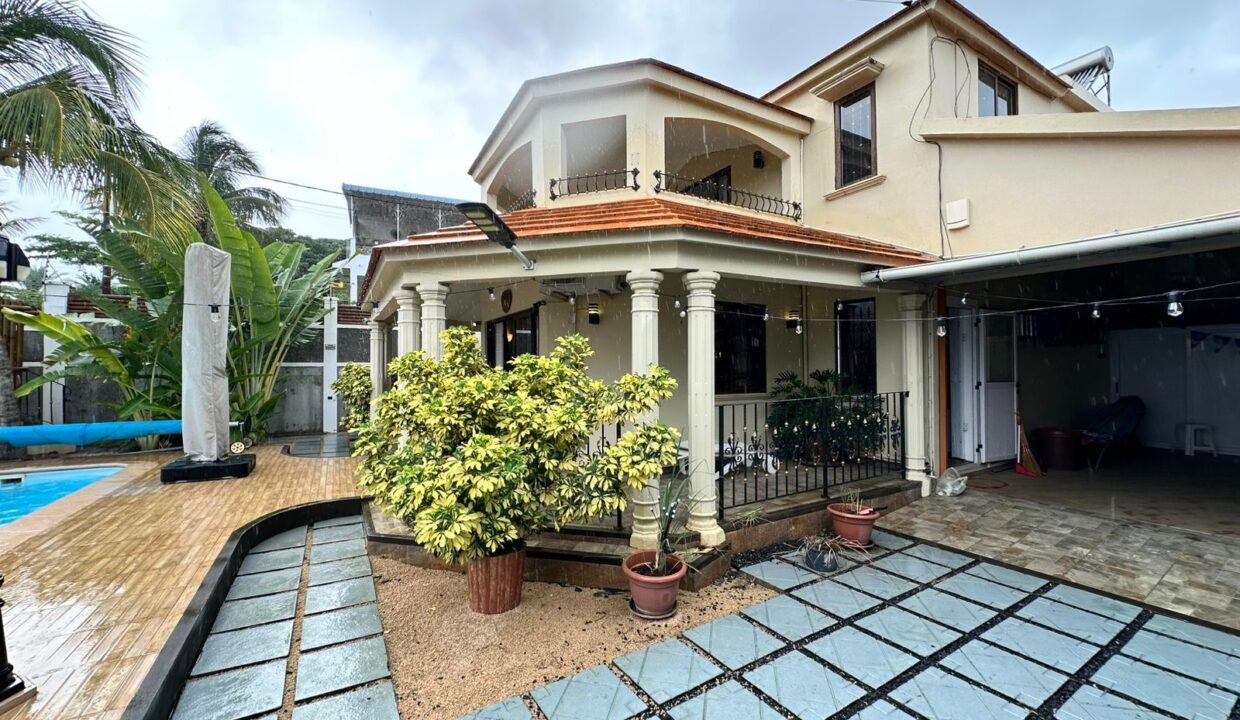 House for Rent in Flic‑en‑Flac (3)