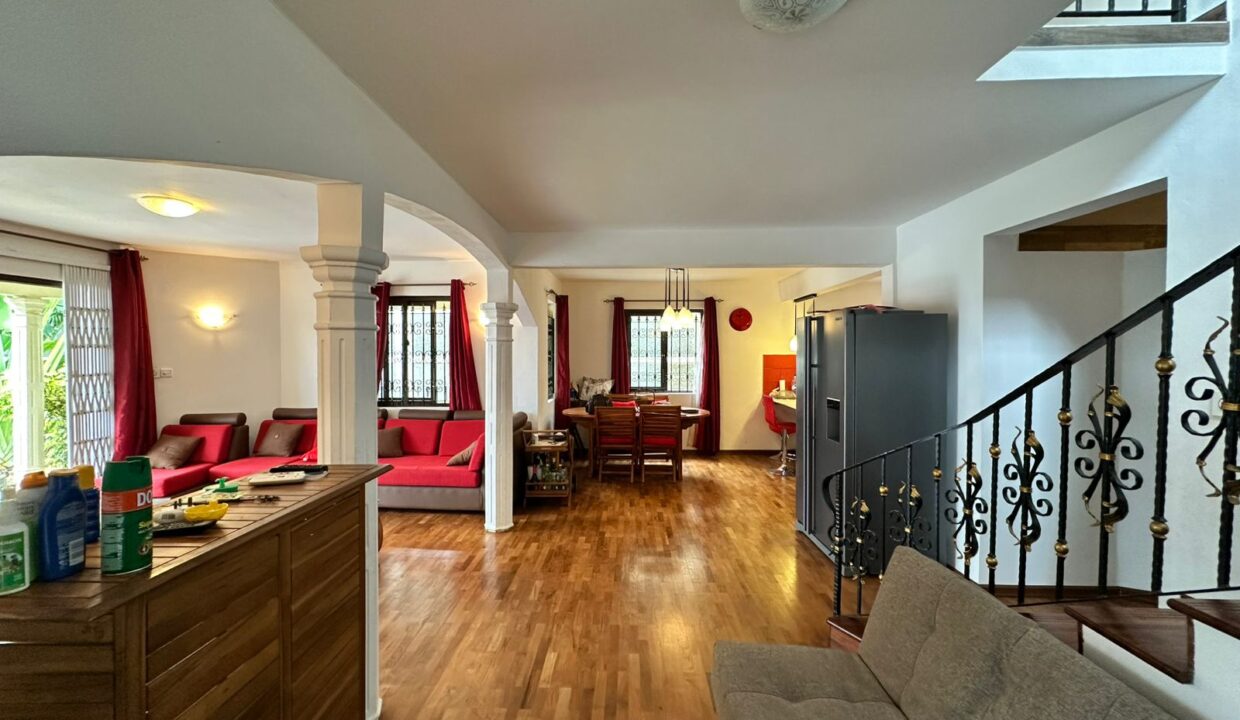 House for Rent in Flic‑en‑Flac (6)