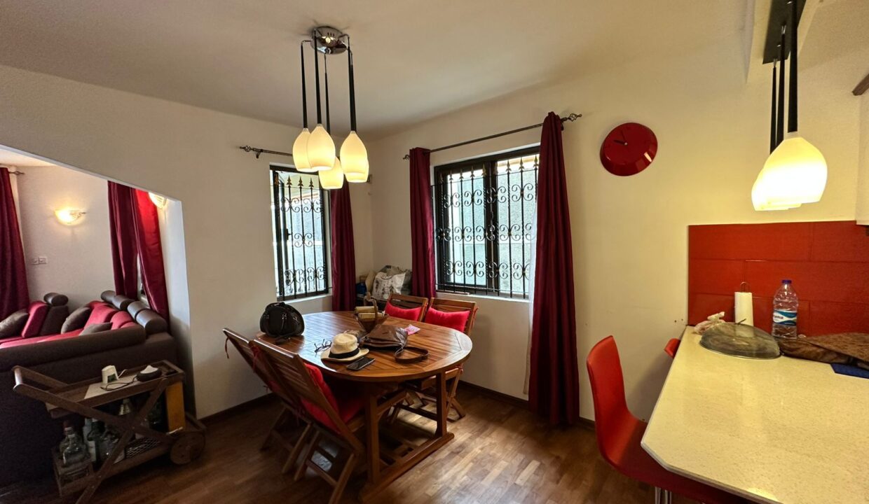 House for Rent in Flic‑en‑Flac (8)