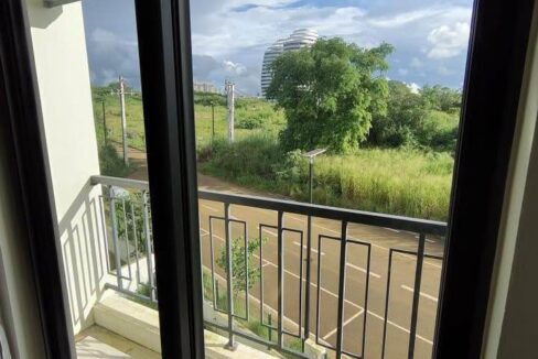 Modern & Classy 1‑Bedroom Apartment for Rent – Riverpark Residence Trianon