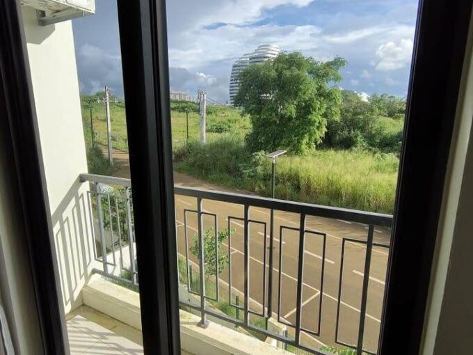 Modern & Classy 1‑Bedroom Apartment for Rent – Riverpark Residence Trianon