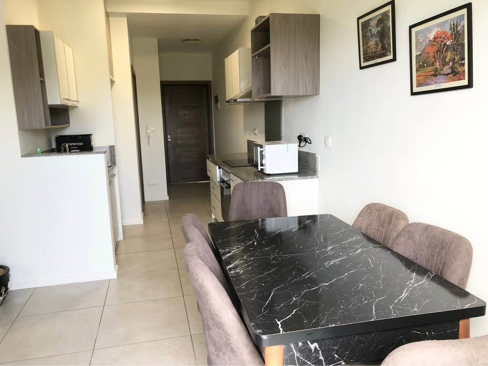 Modern & Classy 1‑Bedroom Apartment for Rent – Riverpark Residence Trianon (6)