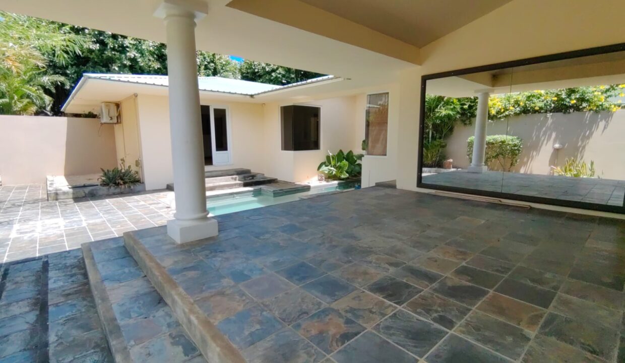 Villa for Sale – Les Multipliants, Petite Rivière Noire 4 Bedrooms (21)