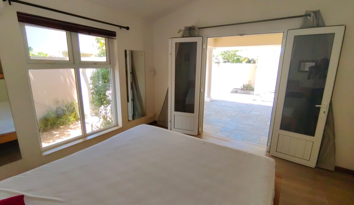 Villa for Sale – Les Multipliants, Petite Rivière Noire 4 Bedrooms (24)