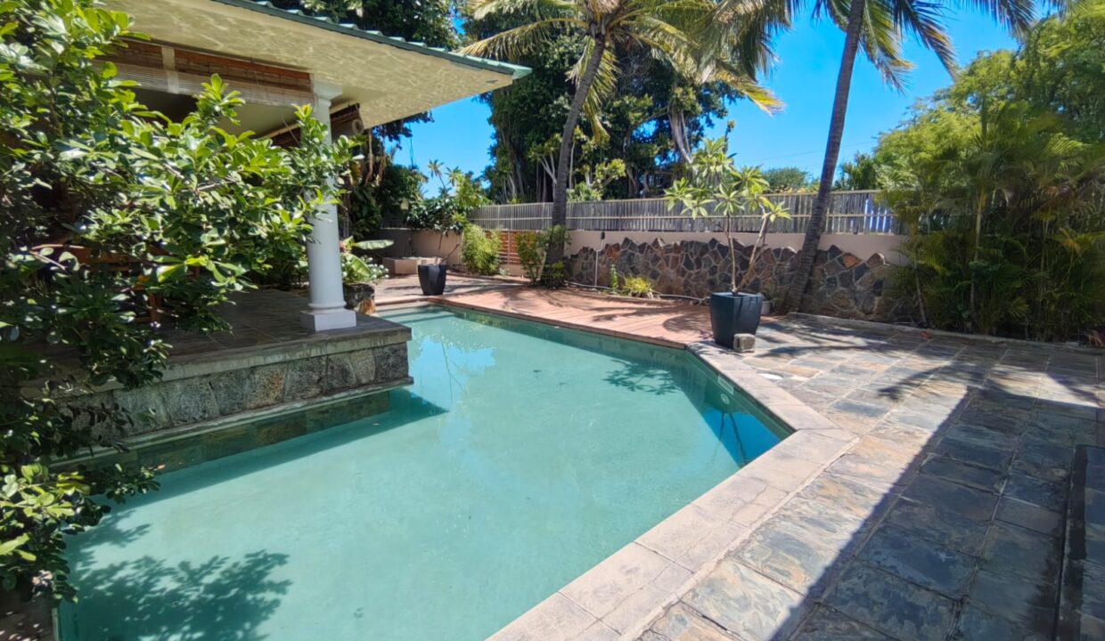 Villa for Sale – Les Multipliants, Petite Rivière Noire 4 Bedrooms (36)