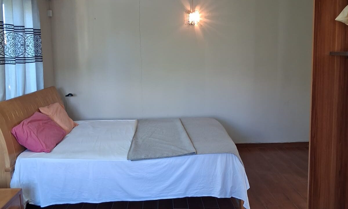 Beachfront Apartment for Rent – Flic en Flac 2 Bedrooms (6)