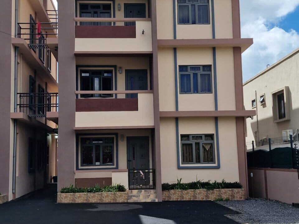 Fully Fitted 2-Bedroom Apartment For Rent (1st Floor) in Moka (10)
