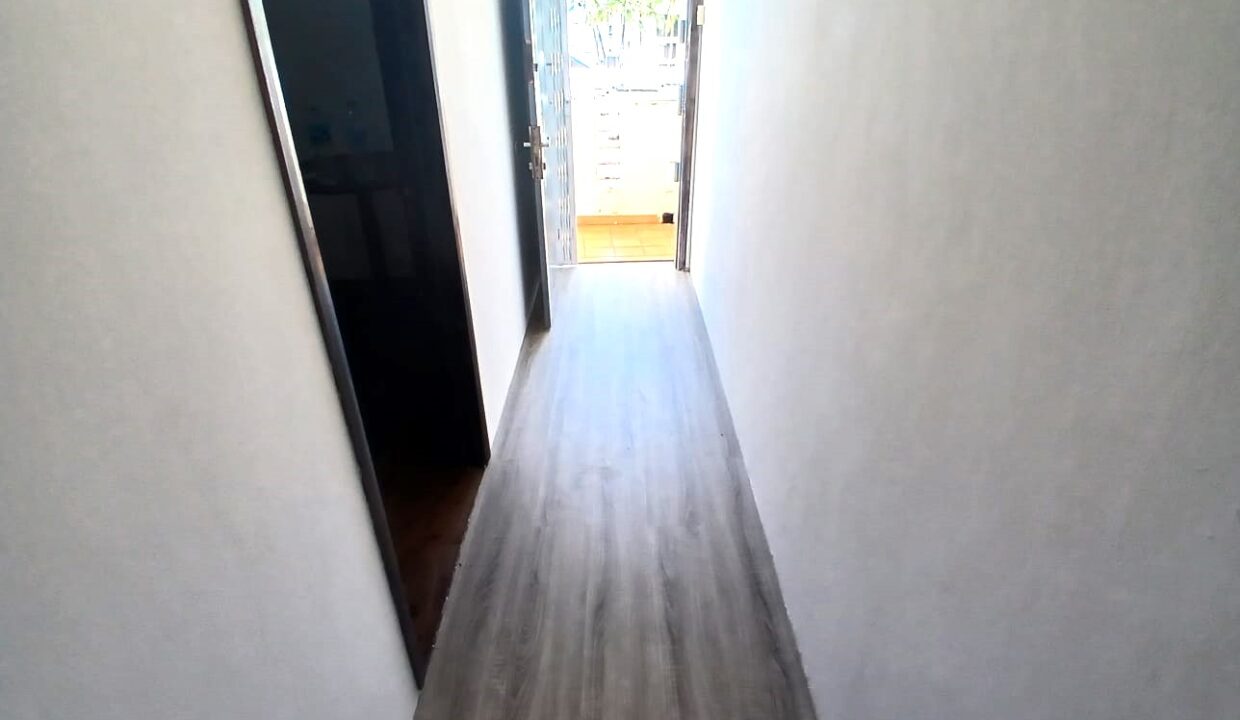 Furnished 1-Bedroom Apartment for Rent – Grand Baie.jpeg (2)