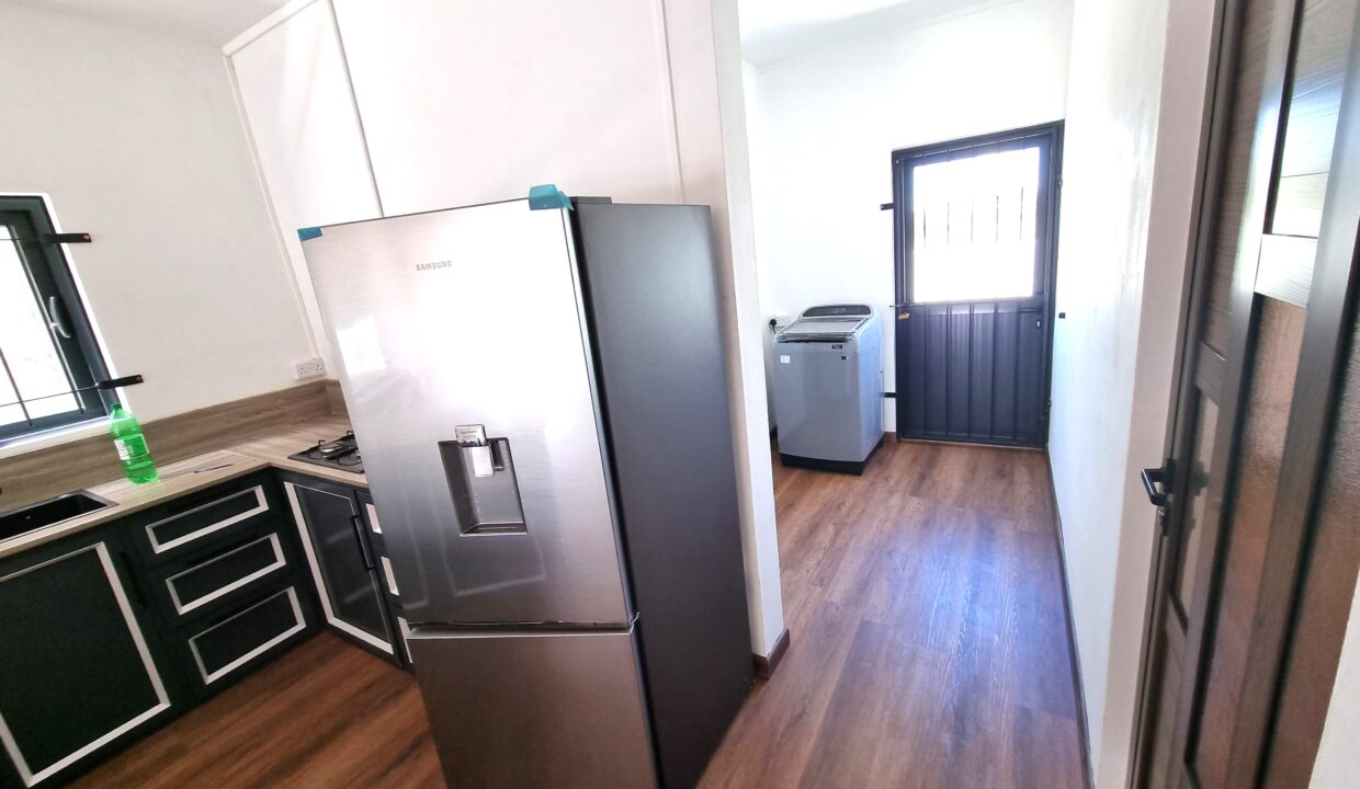 Furnished 3-Bedroom House for Rent – Bonne Terre, Vacoas (3)