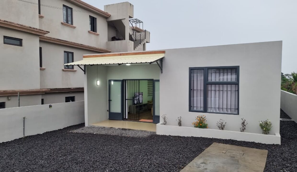 Furnished 3-Bedroom House for Rent – Bonne Terre, Vacoas (8)