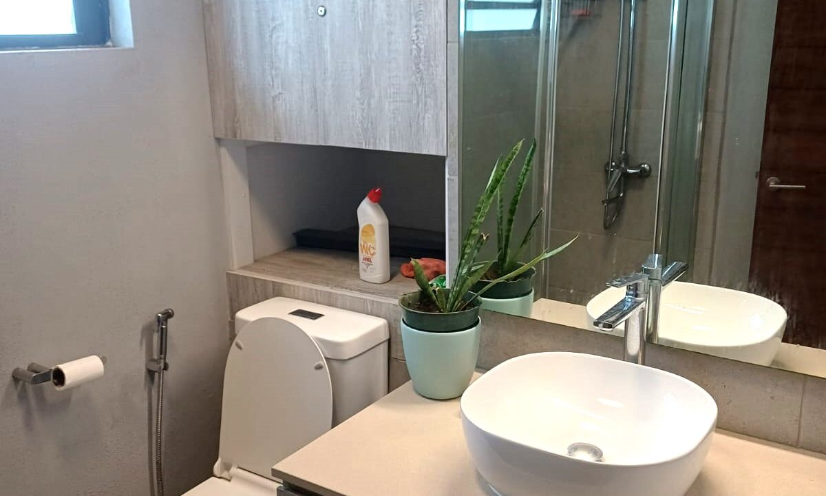 Furnished Studio for Rent – Ebène (3)