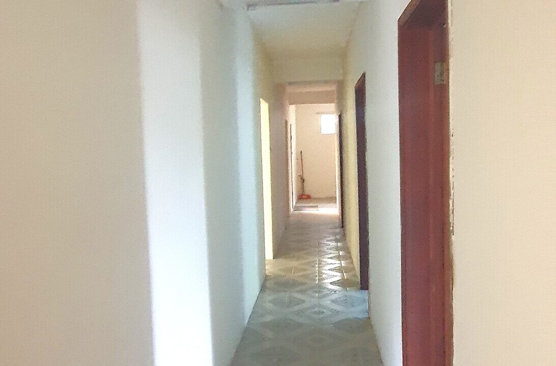 House for Sale – Rose Hill 8 Bedrooms (13)