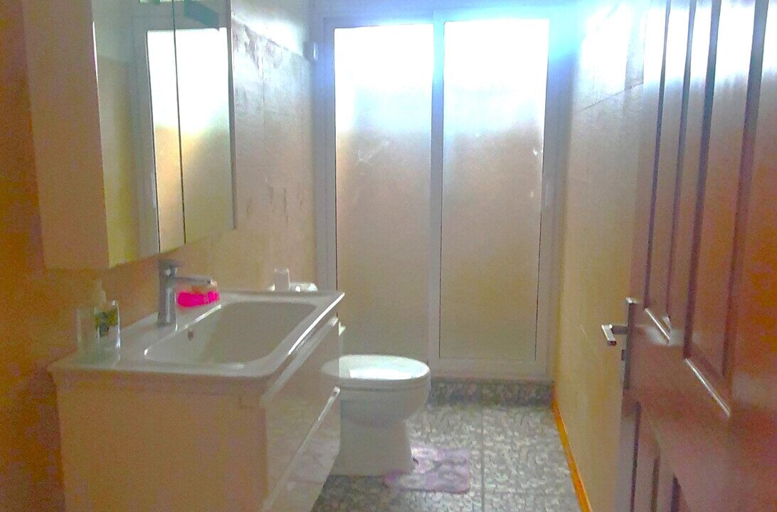 House for Sale – Rose Hill 8 Bedrooms (19)