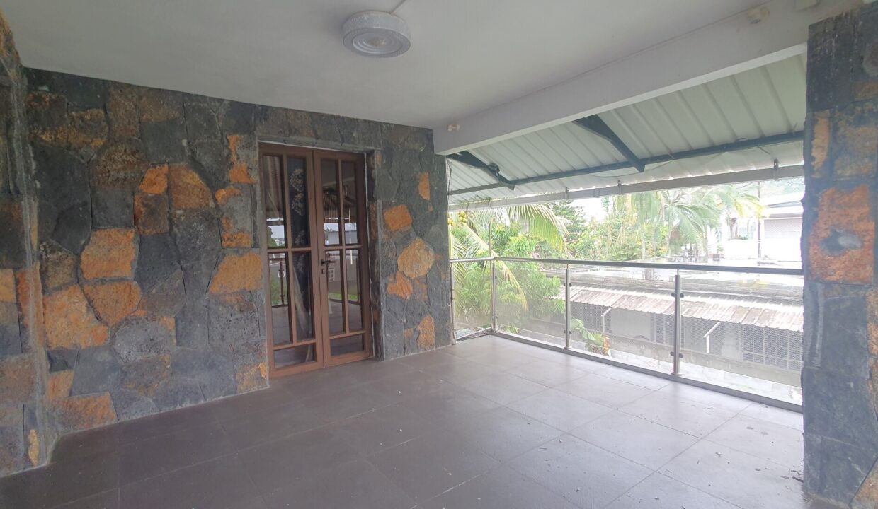 House for Sale – Rose Hill 8 Bedrooms (27)