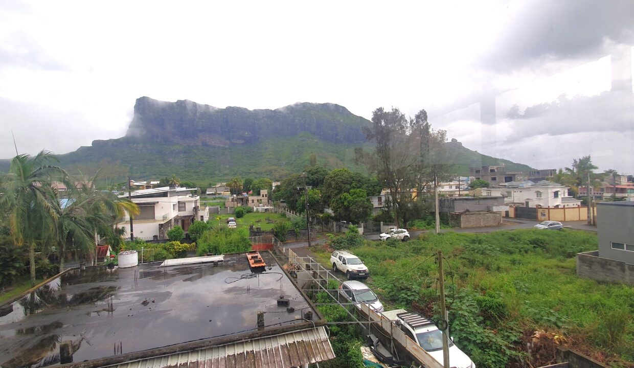 House for Sale – Rose Hill 8 Bedrooms (4)