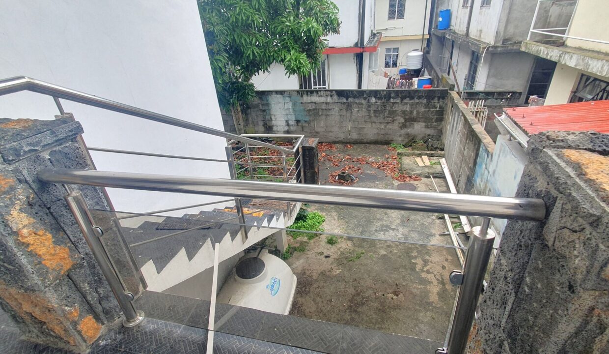 House for Sale – Rose Hill 8 Bedrooms (7)