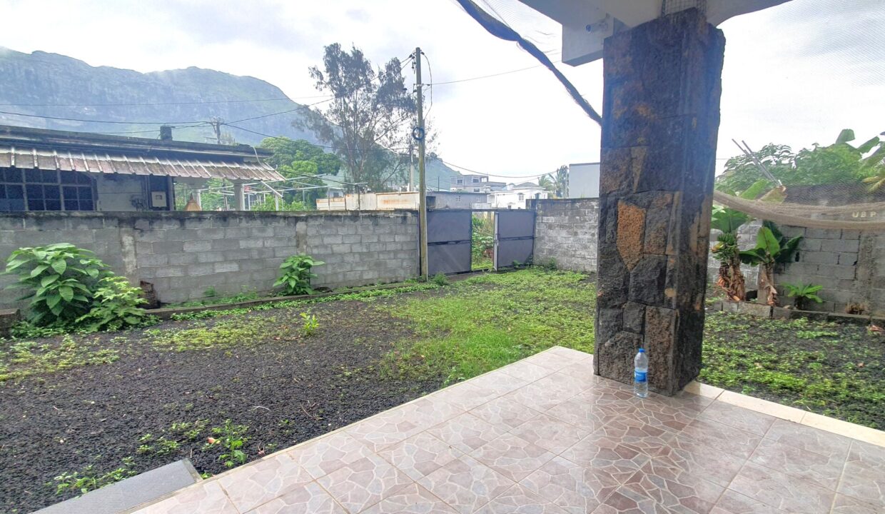 House for Sale – Rose Hill 8 Bedrooms (8)