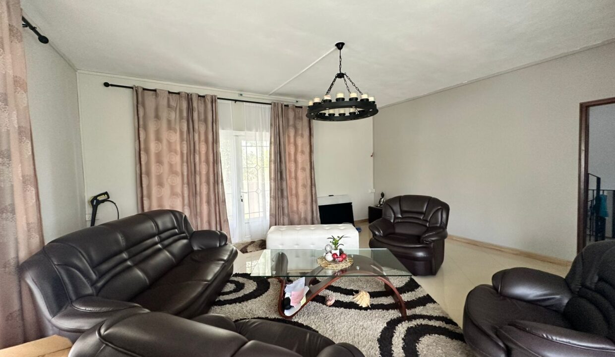 Individual House for Sale – St Paul, Vacoas 4 Bedrooms (12)