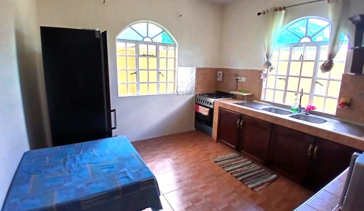 Individual Villa for Rent – Trou aux Biches 2 Bedrooms (8)