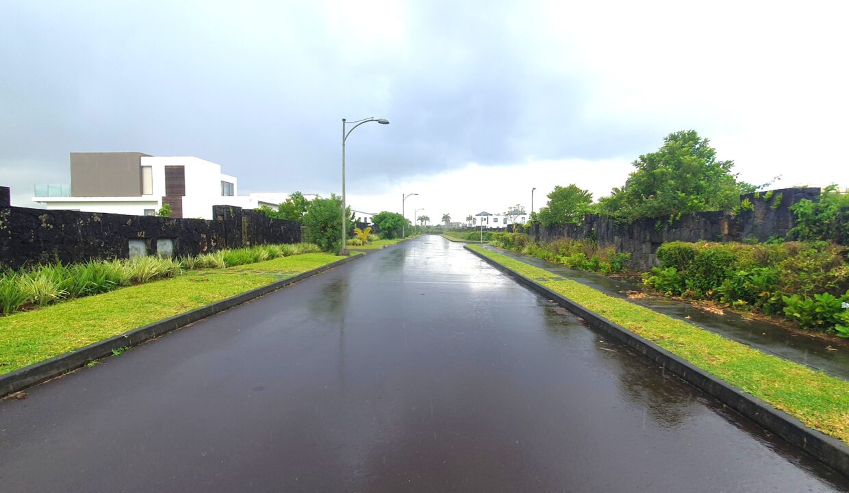 Land for Sale in the Gated Morcellement Aurea – Bois de Natte, Côte d’Or