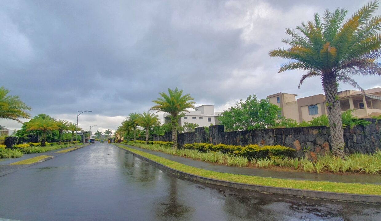 Land for Sale in the Gated Morcellement Aurea – Bois de Natte, Côte d’Or (5)