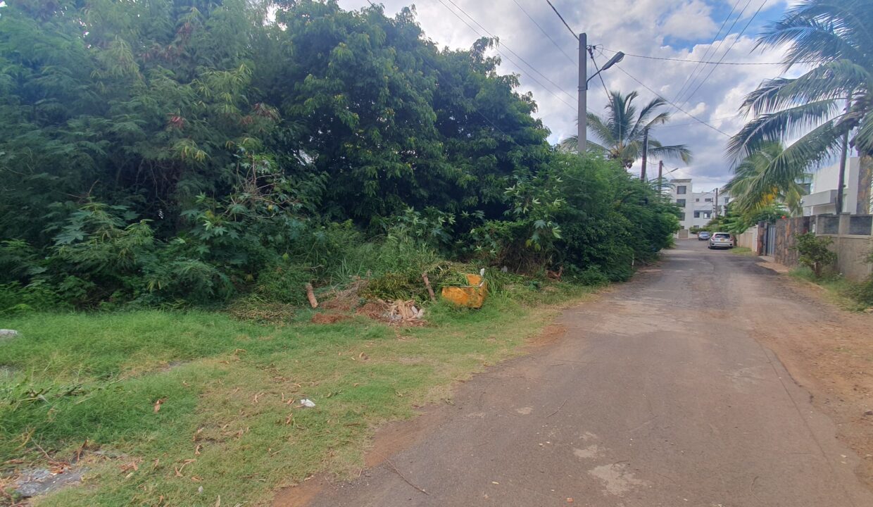 Land for Sale – Albion 9.49 perches Walking Distance to the Beach (2)