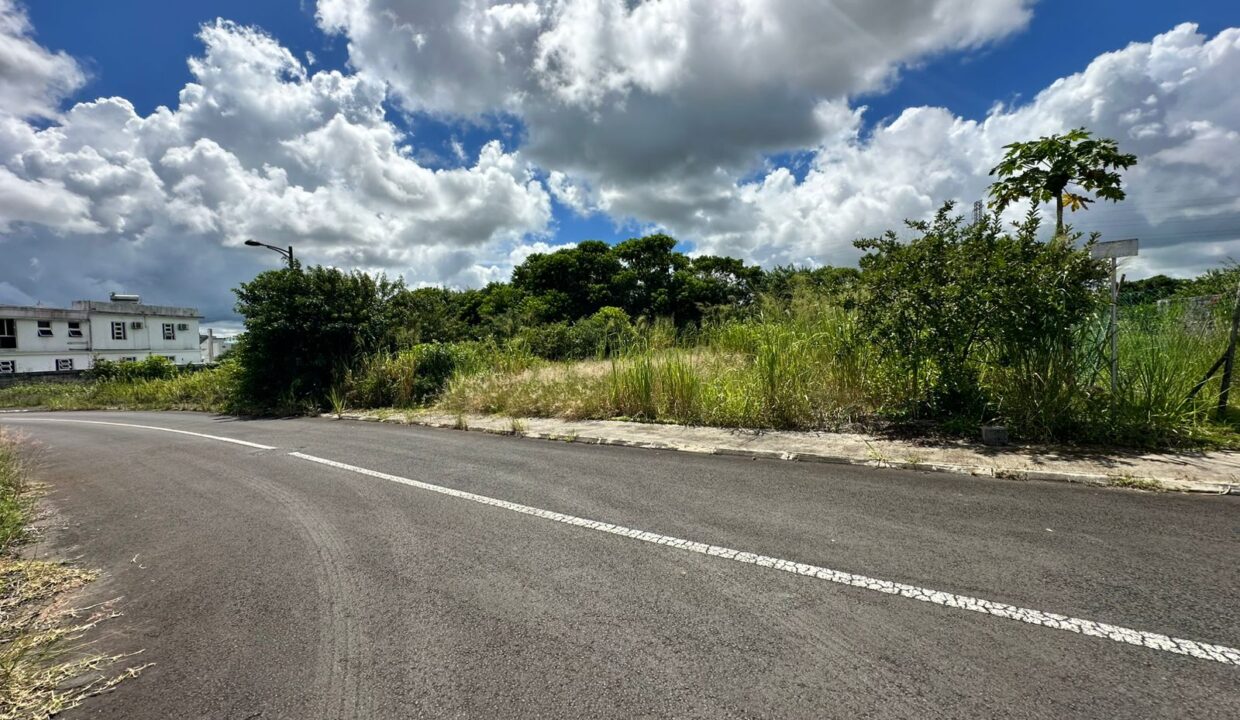 Residential Land for Sale – Highland Rose, Highlands 11.45 Perches (2)