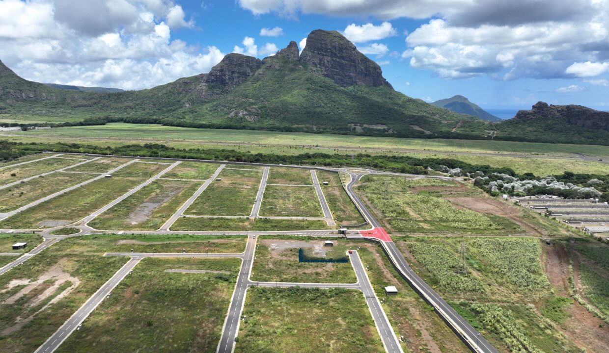 Residential Land for Sale – Lotissement Pierrefonds 15.28 Perches (4)