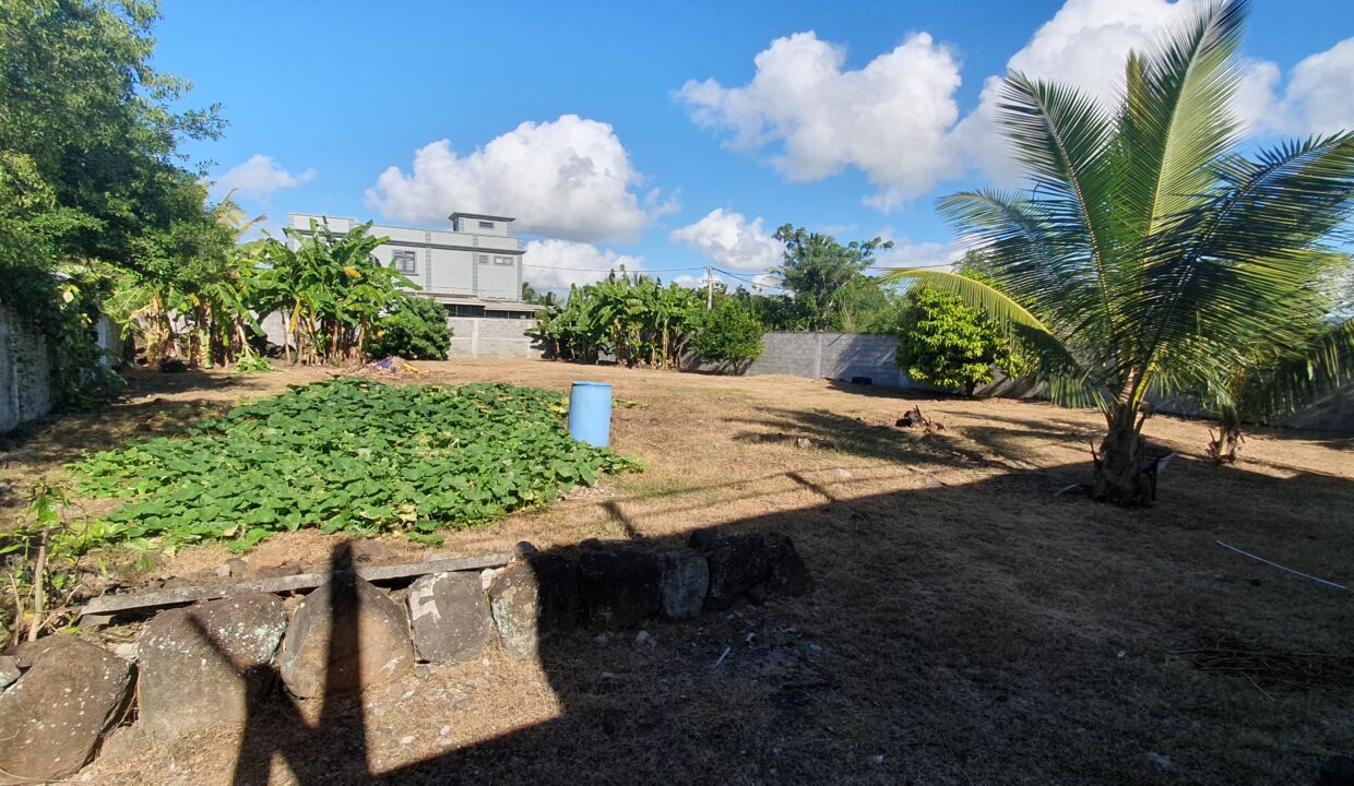 Unfinished House for Sale – Vale, Near La Croisette Grand Baie (12)