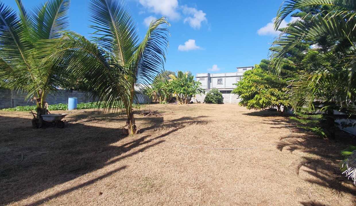 Unfinished House for Sale – Vale, Near La Croisette Grand Baie (9)