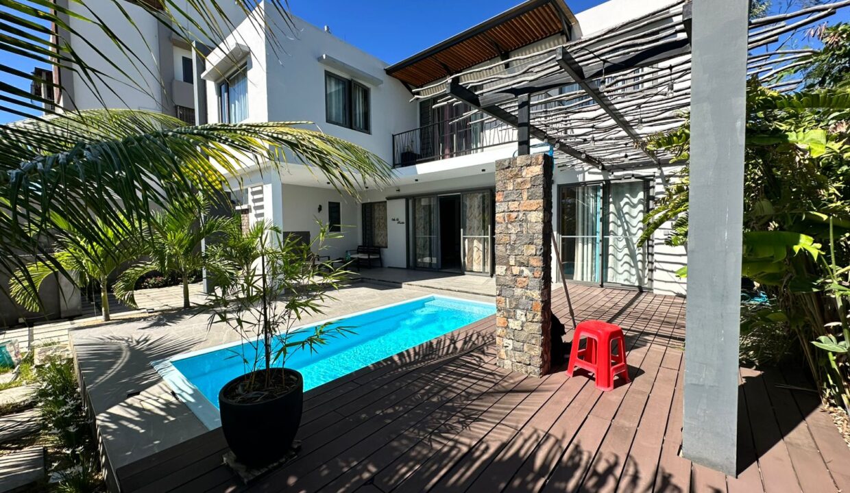 Exceptional Contemporary 4-bedroom Villa for sale in Grand-Baie — Vingt-Pieds (3)