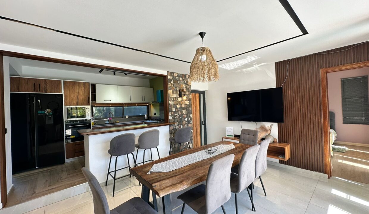 Exceptional Contemporary 4-bedroom Villa for sale in Grand-Baie — Vingt-Pieds (7)