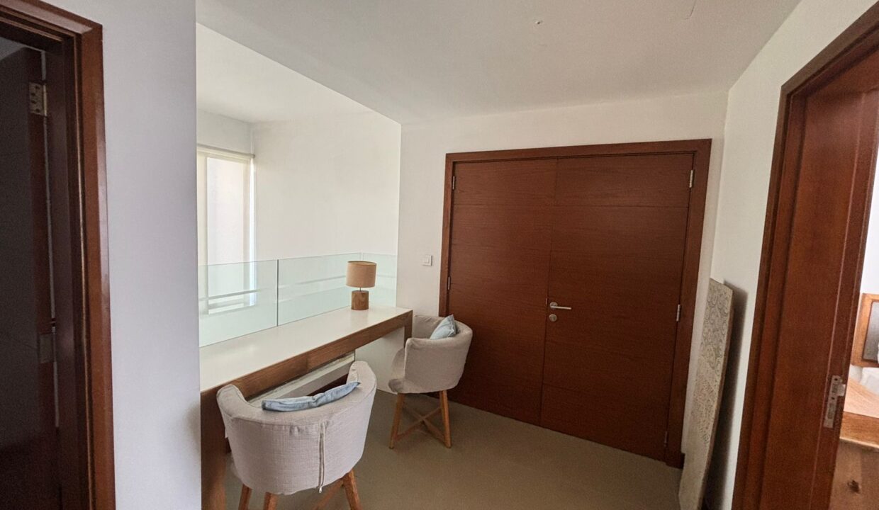 FOR SALE, Elegant Coastal Townhouse Sea View Accessible to Foreign Buyers (8)