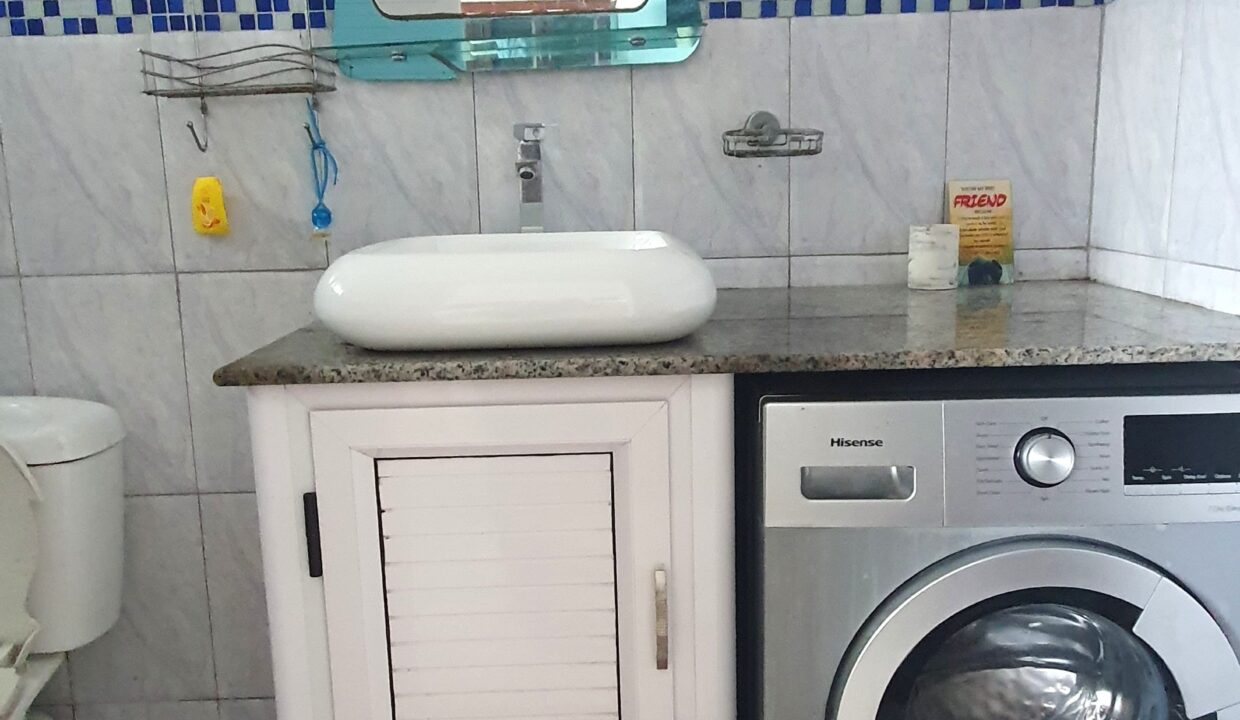 Furnished Studio for Rent – Carreau Laliane, Vacoas 65 m² (3)