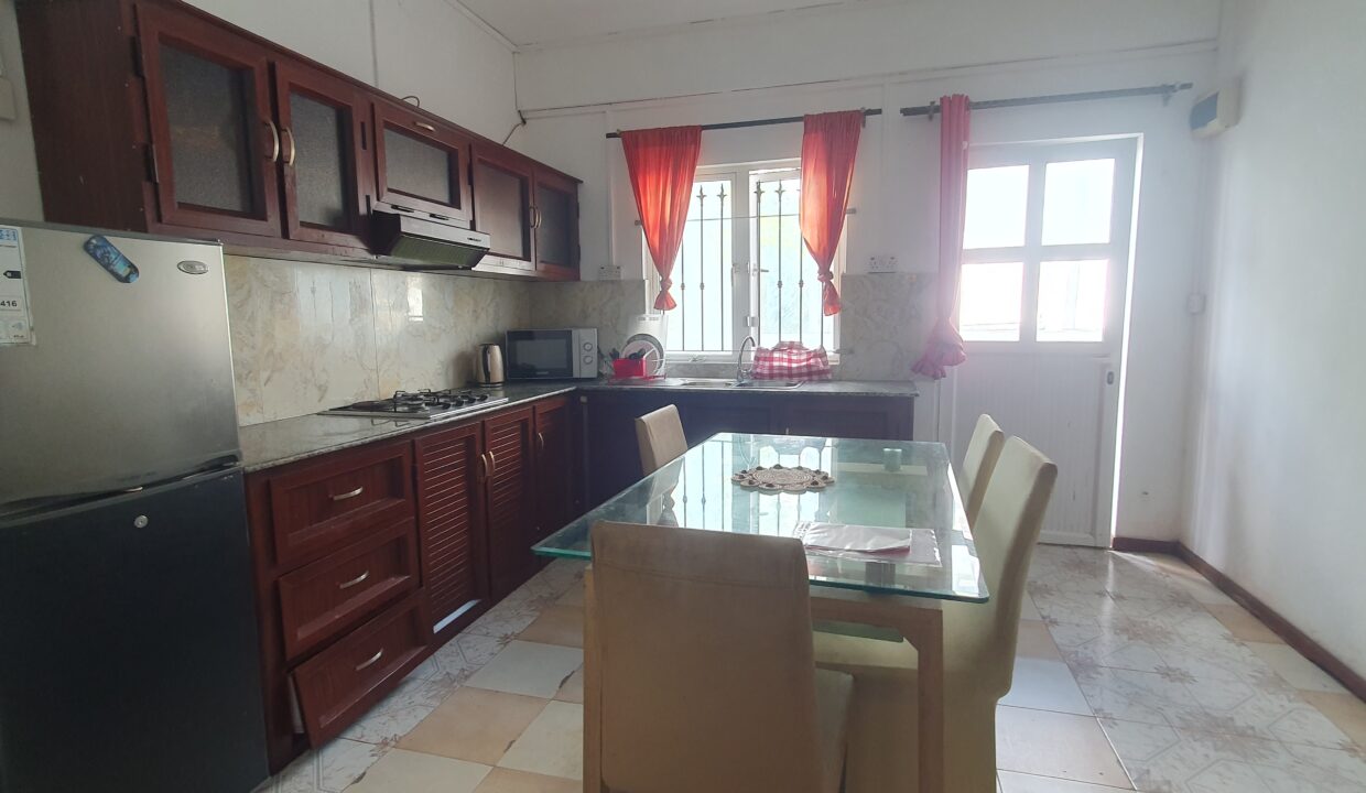 Furnished Studio for Rent – Carreau Laliane, Vacoas 65 m² (7)