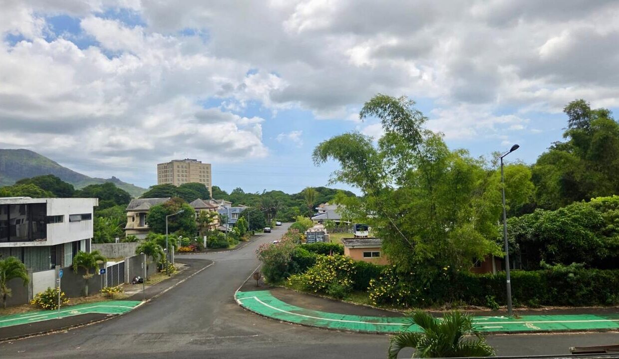 Prime Investment Opportunity – Immediate Rental Income (6)