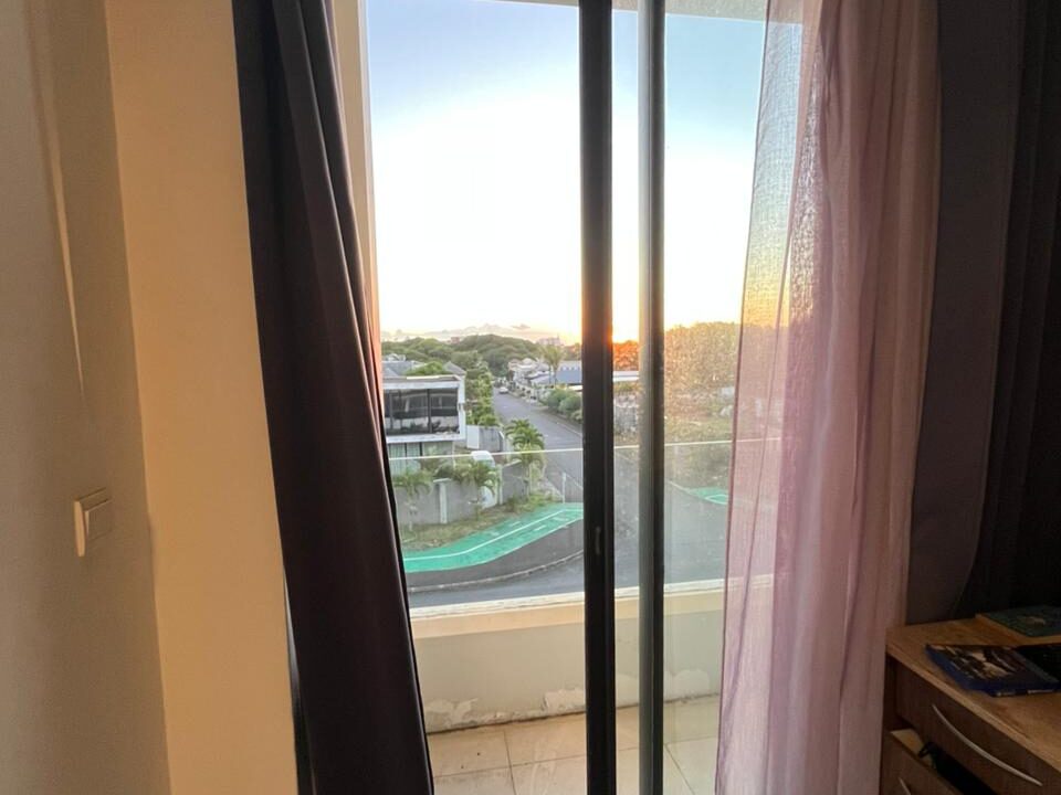 Studio Apartment for Rent – Ebène Square Apartments