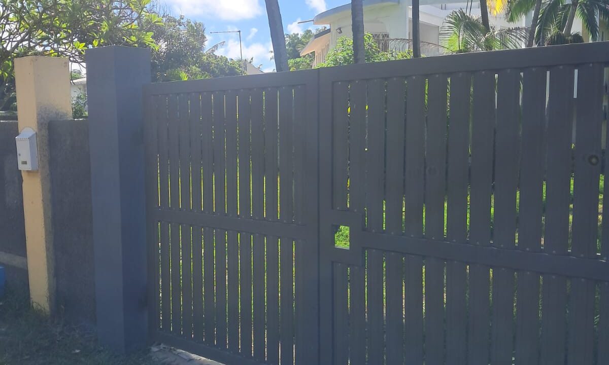 Villa with Land for Sale – Blue Bay 14 Perches (6)