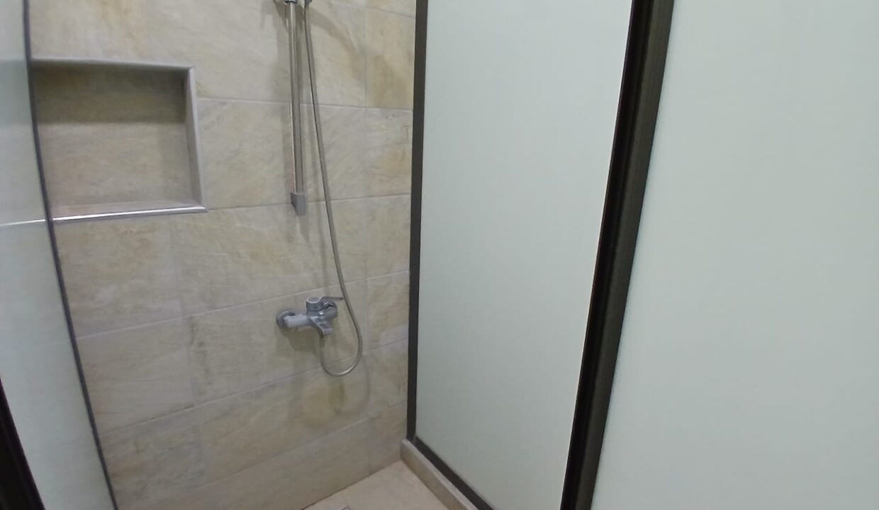 2 Bedrooms Furnished Apartment for Rent – Mont Choisy (4)
