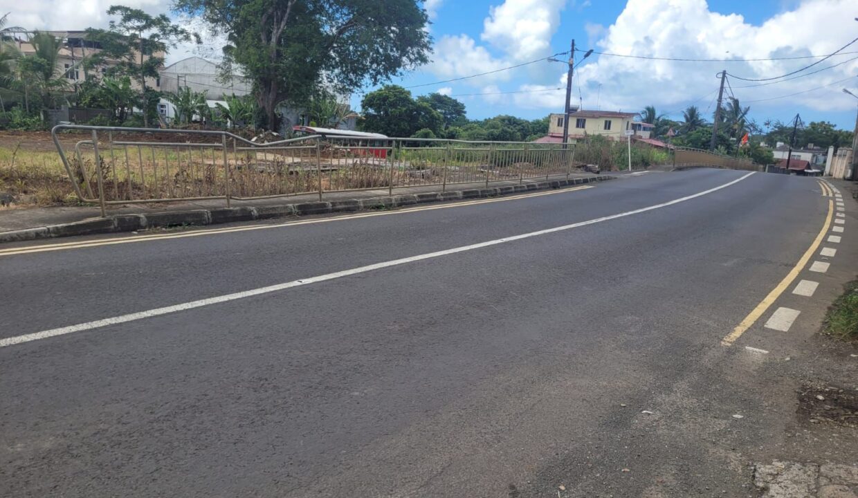 33 Perches FOR SALE PRIME COMMERCIAL LAND OPPORTUNITY – BELLE VUE MAUREL